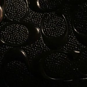 Meet your Posher, Edith